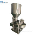 Hot Sale Otomatis Volumetic Cup Filler Machine Untuk Salt Chip Bean Rice Biscuit SnackFruit Packing Dengan 2 Skala Kepala